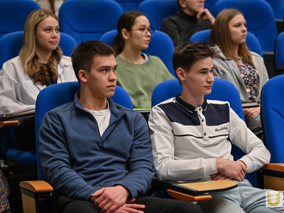 Лекция и семинар для первокурсников / Павел Железняков 