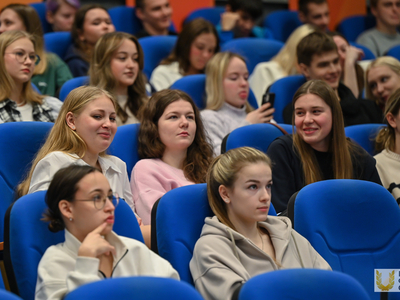 Лекция и семинар для первокурсников / Павел Железняков 