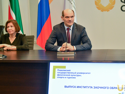 Вручения дипломов выпускникам-магистрантам Института заочного образования / Павел Железняк