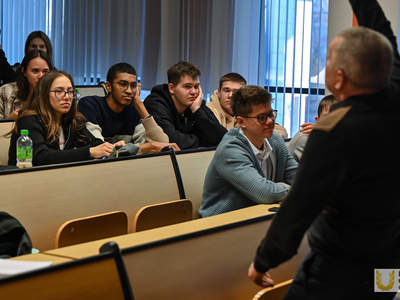 Лекция и семинар для первокурсников / Павел Железняков 