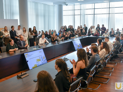 Вручение дипломов выпускникам-бакалаврам Института заочного образования / Павел Железняк