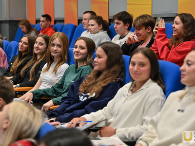 Лекция и семинар для первокурсников / Павел Железняков 