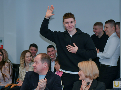 Вручение дипломов выпускникам-бакалаврам Института заочного образования / Павел Железняк