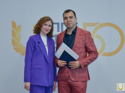 Вручение дипломов выпускникам-бакалаврам Института заочного образования / Павел Железняк