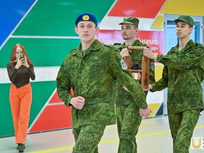 Межвузовская эстафета «Огонь Победы» / Валерия Соколова, Павел Железняк