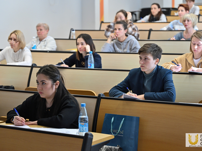 Судейский семинар по спортивной гимнастике / Валерия Соколова, Павел Железняк