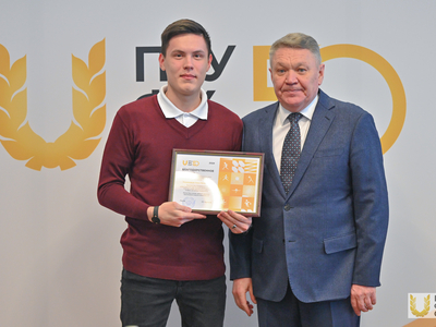 Учёный совет №8. Вручения / Павел Железняк