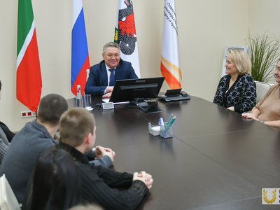 Встреча с Еленой Вяльбе — президентом Федерации лыжных гонок России / Павел Железняк