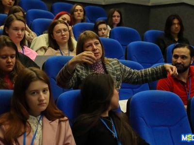 XV Международная научная конференции «Русский язык и культура в зеркале перевода». Круглые столы, закрытие / Кира Грудина