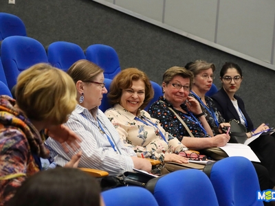 XV Международная научная конференции «Русский язык и культура в зеркале перевода». Круглые столы, закрытие / Кира Грудина