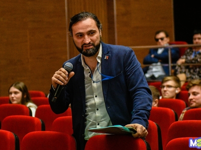 XV Международная научная конференции «Русский язык и культура в зеркале перевода». Пленарные заседания / Илина Салихова, Павел Железняк