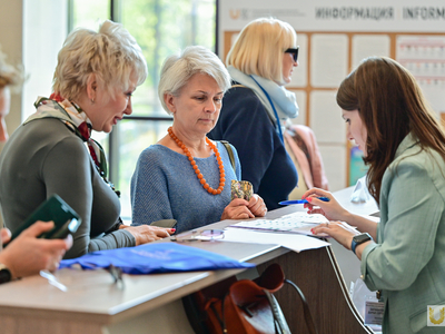 Открытие XV Международной научной конференции «Русский язык и культура в зеркале перевода» / Павел Железняк