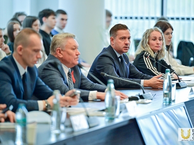 Всероссийская конференция «Состояние, проблемы и пути совершенствования спортивной и оздоровительной тренировки в водных видах спорта» / Павел Железняк