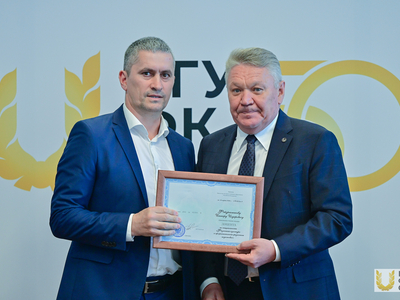 Учёный совет №12. Вручения / Павел Железняк