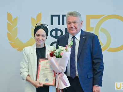 Учёный совет №12. Вручения / Павел Железняк