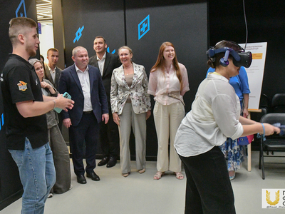 Экскурсия участников совещания Координационного совета по воспитательной работе / Павел Железняк