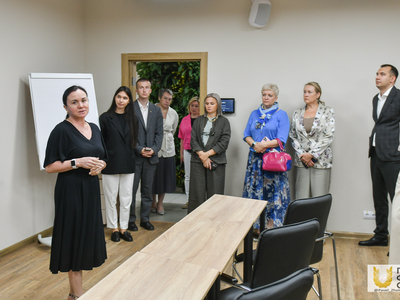 Экскурсия участников совещания Координационного совета по воспитательной работе / Павел Железняк