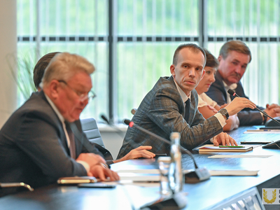 Учёный совет №13 / Павел Железняк