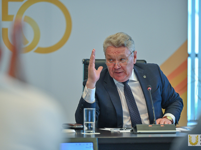 Учёный совет №13 / Павел Железняк