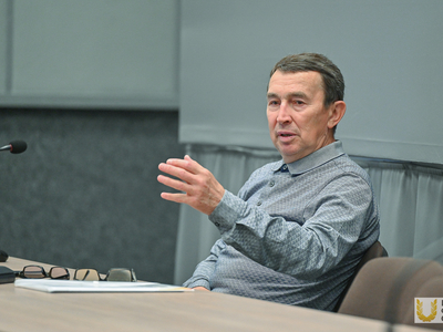 «Современные аспекты ТиМ спортивной подготовки в хоккее» / Павел Железняк