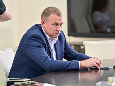 Вручение дипломов об окончании интегрированной программы подготовки / пресс-служба Поволжского университета