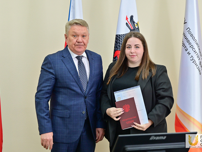Вручение свидетельств об окончании аспирантуры / Павел Железняк