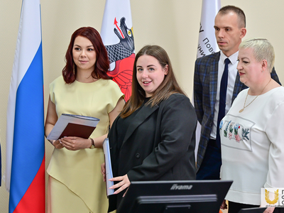 Вручение свидетельств об окончании аспирантуры / Павел Железняк