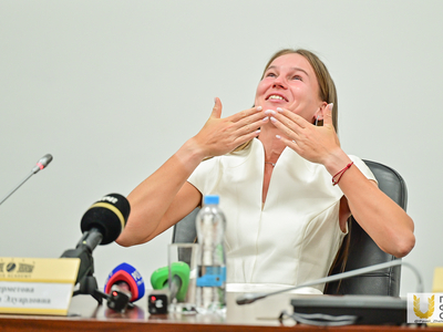 Пресс-конференция Вероники Кудерметовой — чемпионки Уимблдона /Павел Железняк