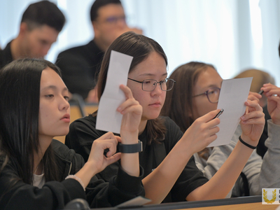 Адаптационный курс для иностранных студентов / Павел Железняк