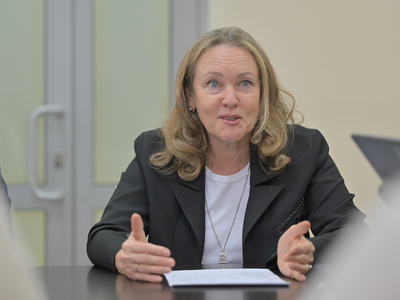 Встреча участников Международной матчевой встречи по легкой атлетике с ректором / Павел Железняк