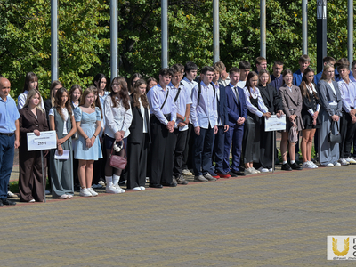 День знаний. Колледж / Павел Железняк