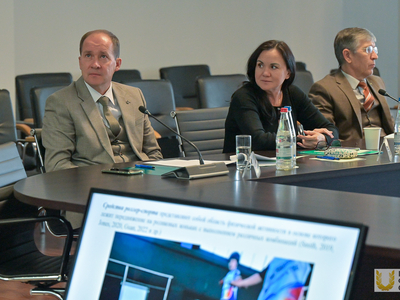 Заседание диссертационного совета / Павел Железняк