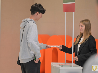 Информационная акция к выборам Раиса РТ и депутатов местных органов власти / Павел Железняк