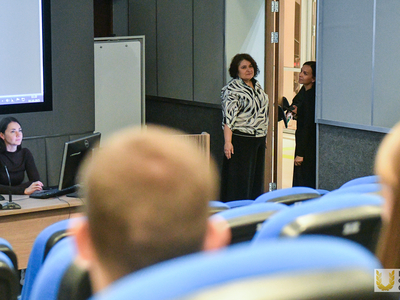 Визит Анастасии Жуковой директора Дирекции форума «Спортивная держава» / Павел Железняк