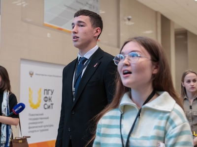 Встреча делегации форума для молодежи Татарстана и ЛНР «Мост единства» / Алина Гильмуллина