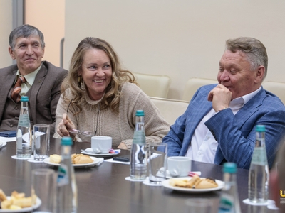 Чествование Даниела Маринова, бронзового призера чемпионата мира по спортивной гимнастике / Алина Гильмуллина