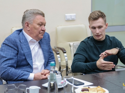 Чествование Даниела Маринова, бронзового призера чемпионата мира по спортивной гимнастике / Алина Гильмуллина