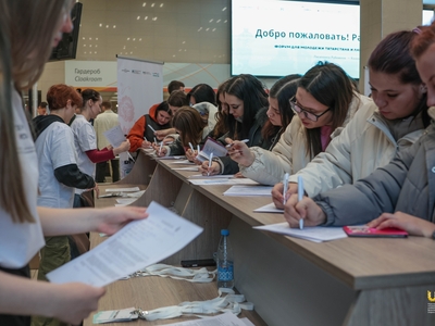 Встреча делегации форума для молодежи Татарстана и ЛНР «Мост единства» / Алина Гильмуллина