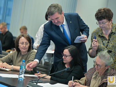 Ученый совет №4 / Павел Железняк