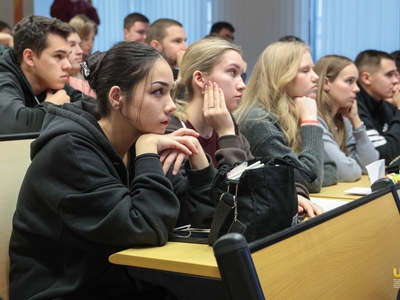 Лекция «Профилактика коррупционных правонарушений от теории к практике» / Алина Гильмуллина