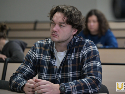 Фокус-сессия «Время куратора». Лекция РО «Знание» / Павел Железняк