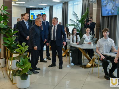 Раис Республики Татарстан Рустам Минниханов в Учебном ресторане Поволжского университета / Павел Железняк