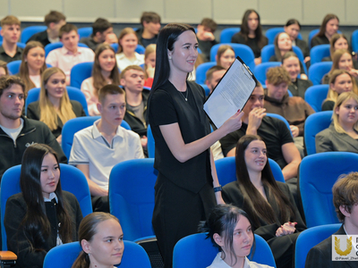 Встреча учащихся колледжа Университета с ректором / Павел Железняк