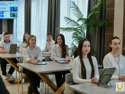 Раис Республики Татарстан Рустам Минниханов в Учебном ресторане Поволжского университета / Павел Железняк