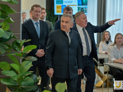 Раис Республики Татарстан Рустам Минниханов в Учебном ресторане Поволжского университета / Павел Железняк