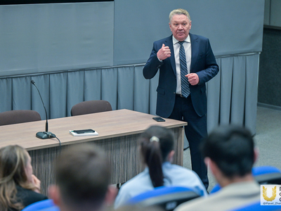 Просмотр и обсуждение фильма «Предательство» / Павел Железняк