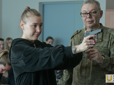 Спортивно-военизированное мероприятие, посвященное Дню защитника Отечества / Павел Железняк