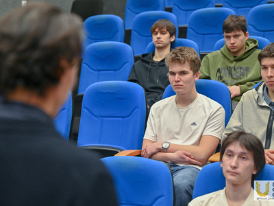 Лекция в честь воссоединения Крыма / Павел Железняк