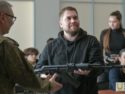 Спортивно-военизированное мероприятие, посвященное Дню защитника Отечества / Павел Железняк