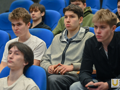 Лекция в честь воссоединения Крыма / Павел Железняк